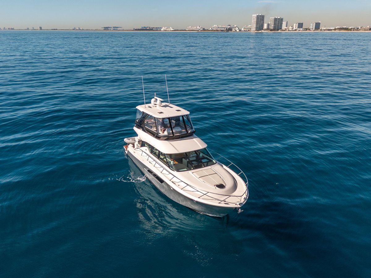 2017 Tiara Yachts 53 
