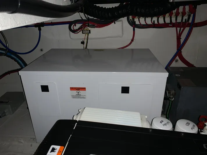 Knot On Call Yacht Photos Pics 