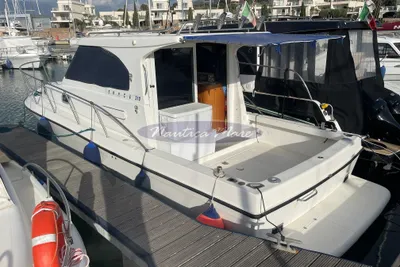 2004 Custom Plastik Space 310 Cruise
