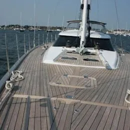 Assai Yacht Photos Pics Deck of 2011 Alia Yachts Warwick 82 LK sailboat on water.