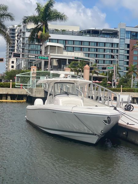 2020 Intrepid 375 Nomad SE