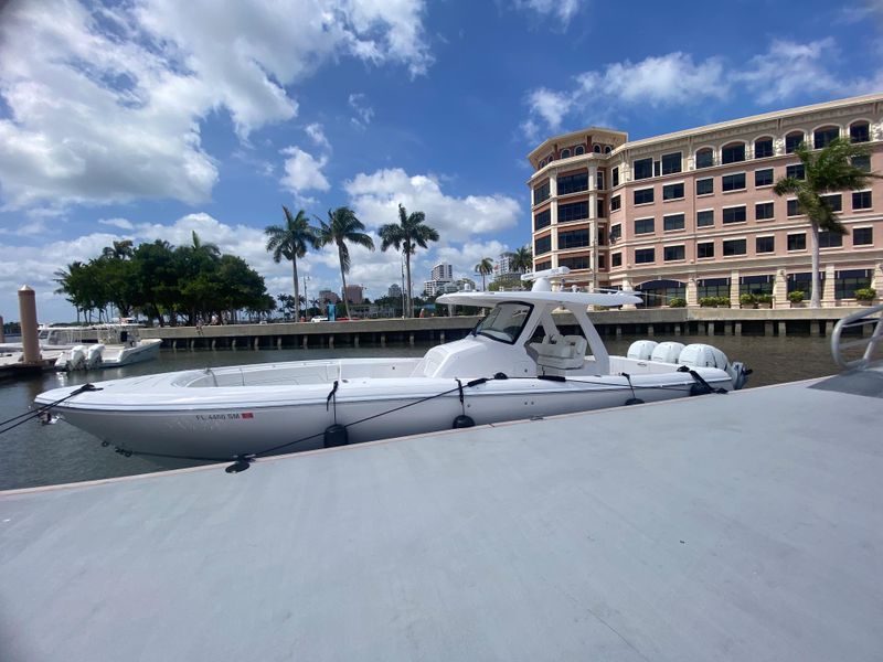 2020 Intrepid 375 Nomad SE