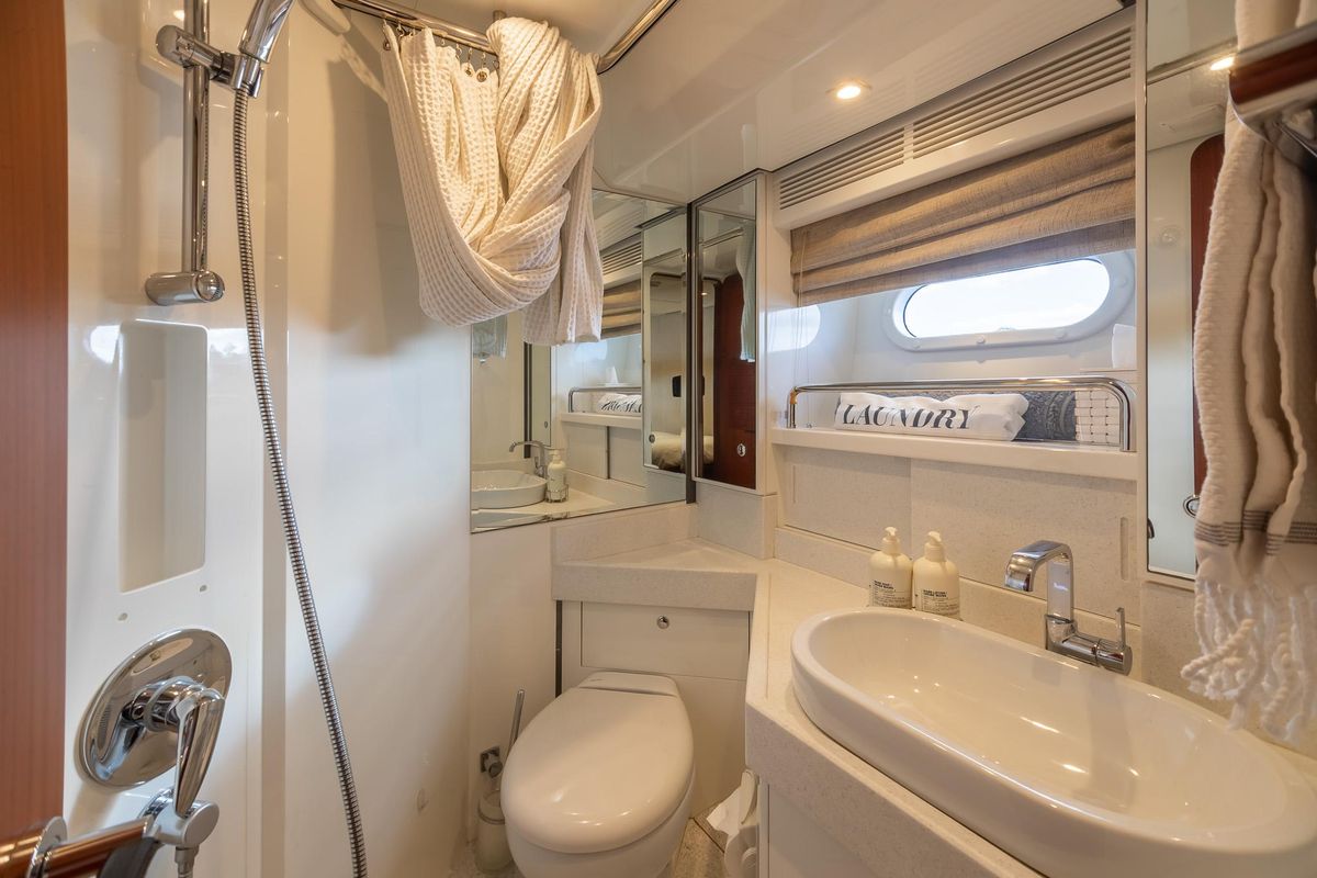 2011 Alia Yachts 82 
