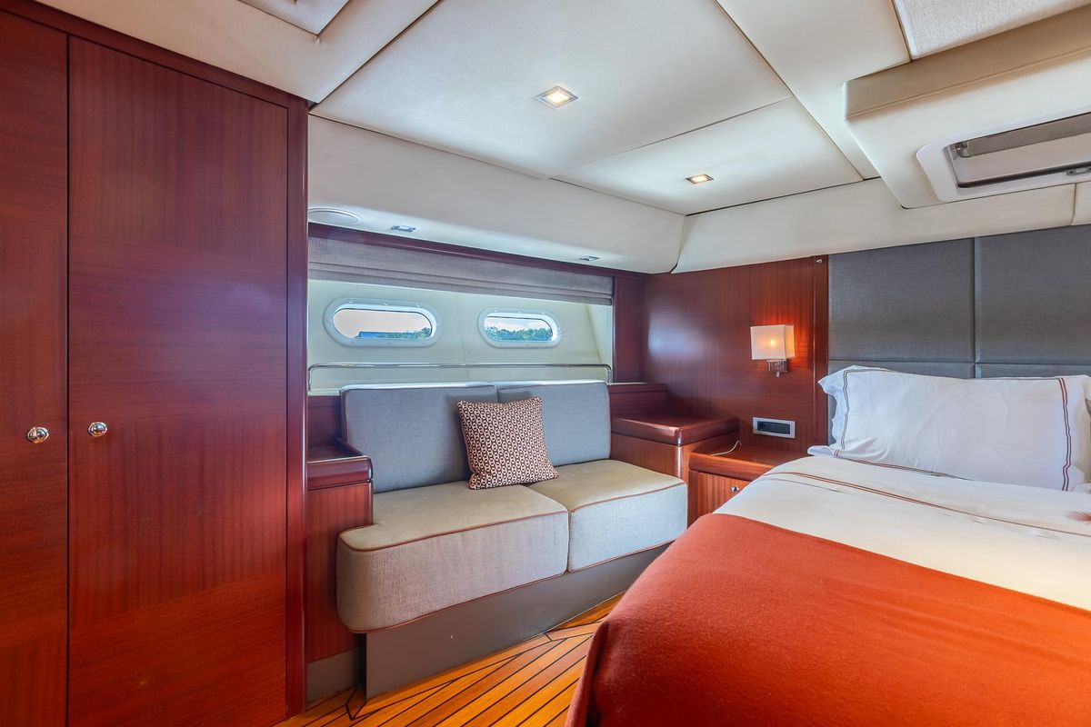 2011 Alia Yachts 82 