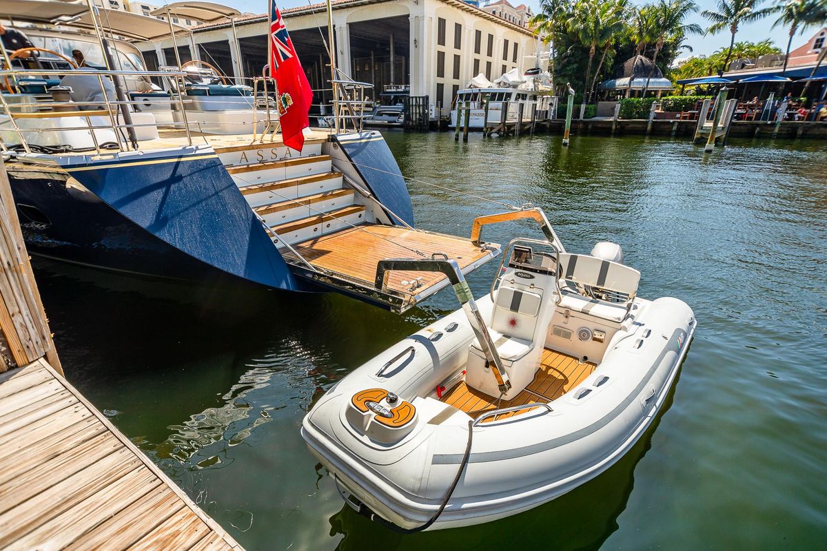 2011 Alia Yachts 82 