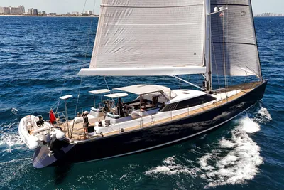 Alia Yachts Warwick 82 LK