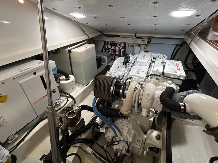  Yacht Photos Pics Engine room of 2015 Back Cove 34 boat, featuring a clean and organized layout.