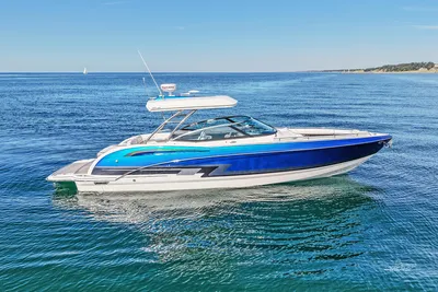 Formula 350 FX Crossover Bowrider