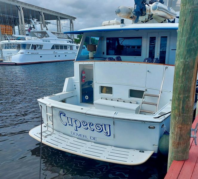 1987 Hatteras 77 Cockpit Motor Yacht