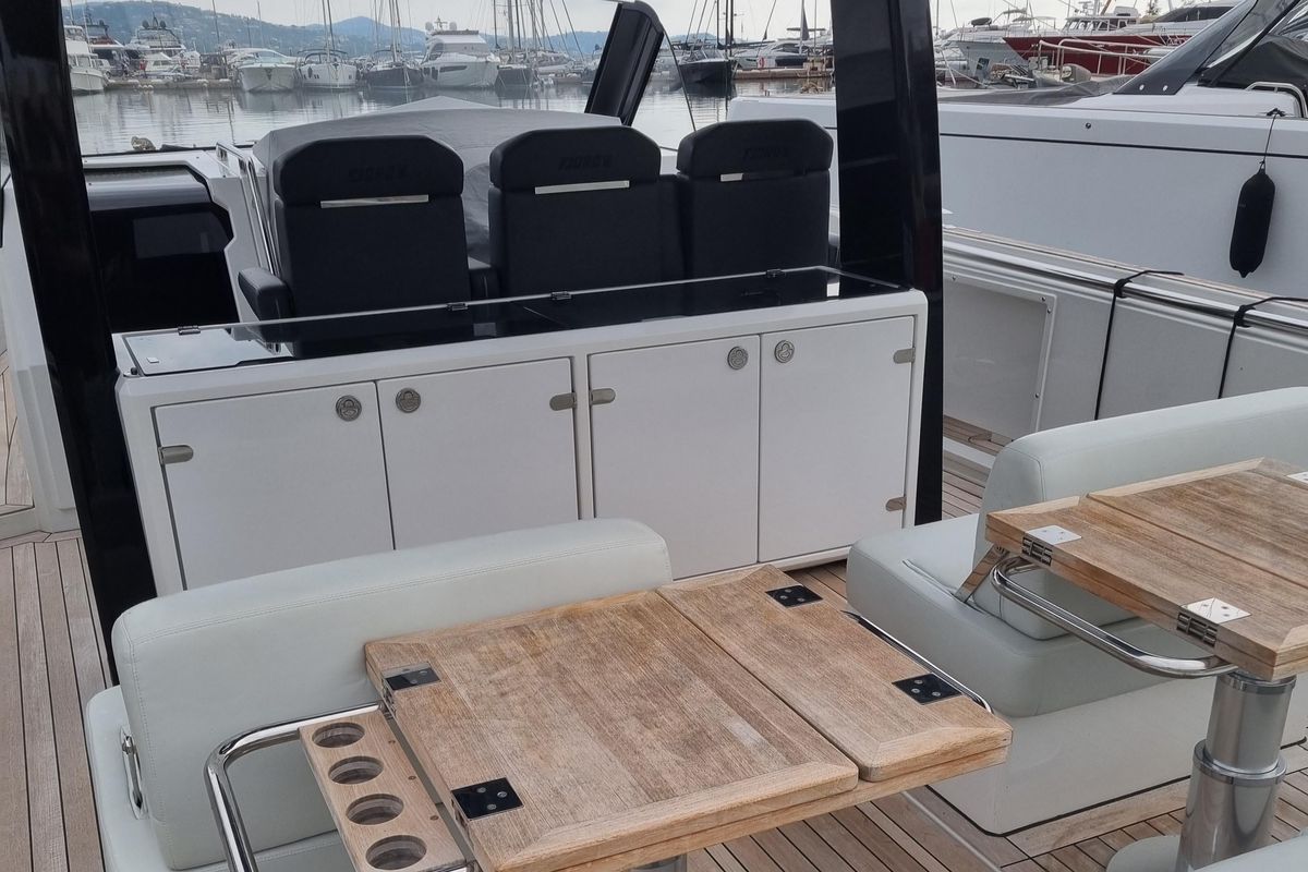 2019 Fjord 44 