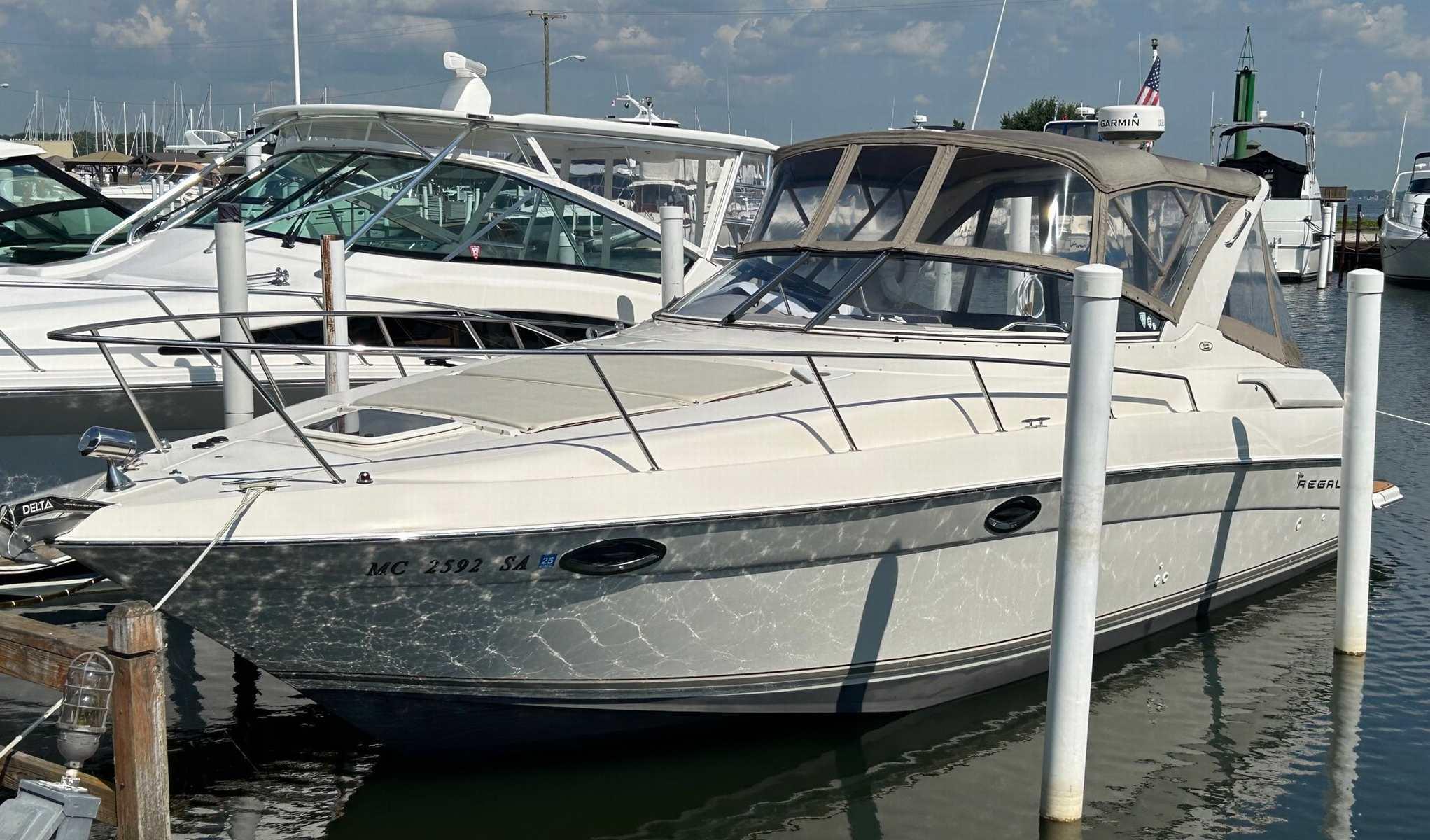 2001 Regal 3260 Commodore Express Cruiser for sale - YachtWorld