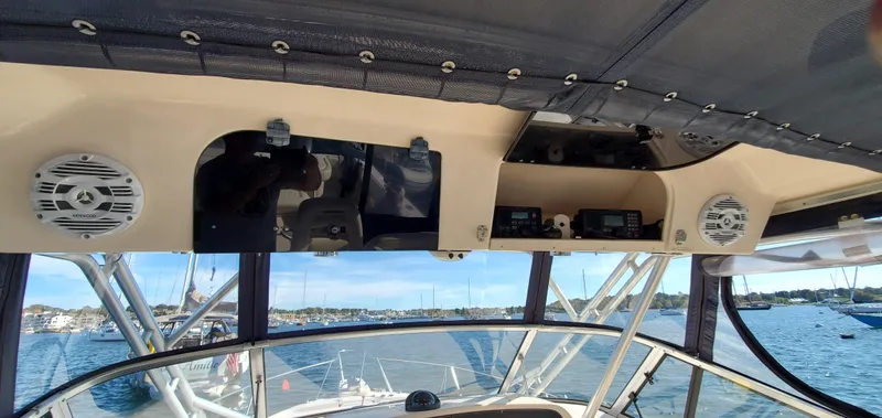 Season Pass Yacht Photos Pics Interior view of 2007 Grady-White Express 330 boat with dashboard and electronics.