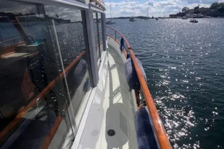 Amadon Light Yacht Photos Pics 