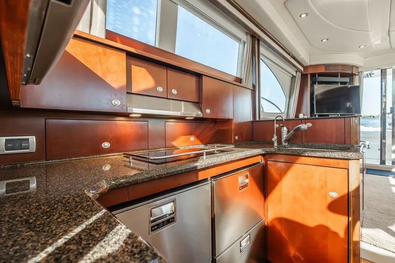 Kismet Yacht Photos Pics 