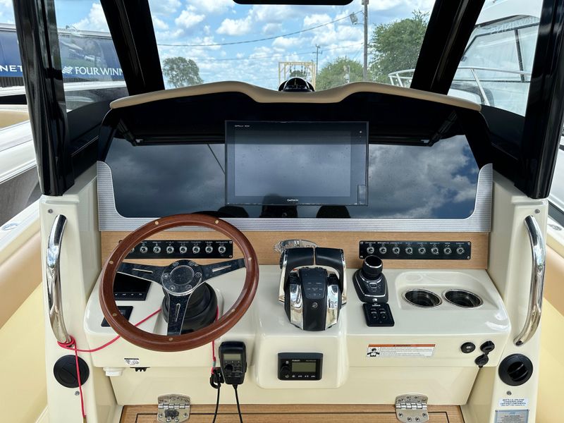 2019 Chris-Craft Catalina 30