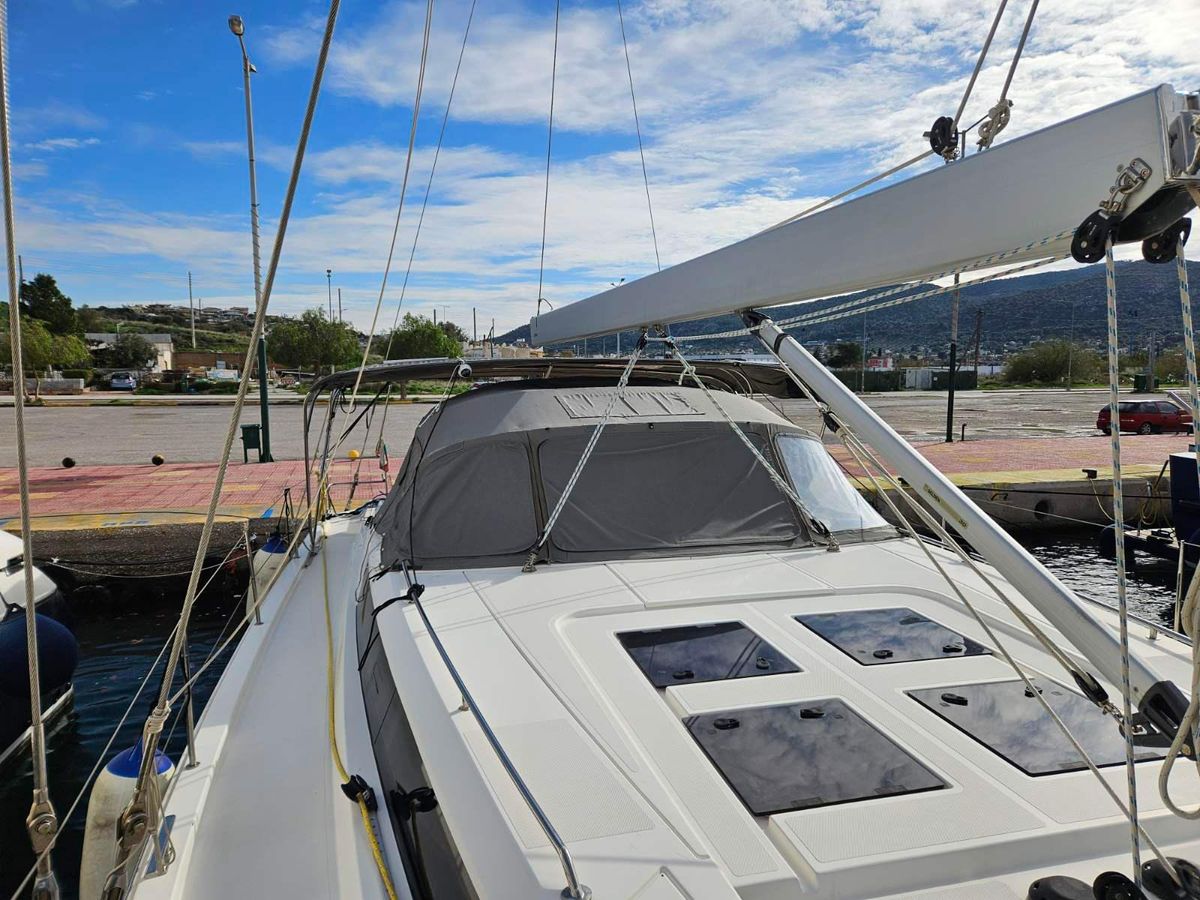 2019 Bavaria 56 