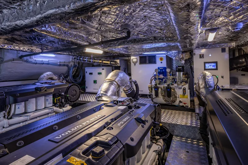 Ciao Yacht Photos Pics Engine room of 2025 Pershing GTX 80 yacht with Volvo Penta engines and advanced equipment.