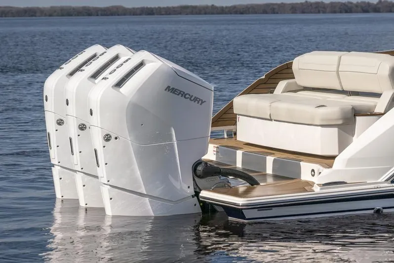 Zippy Yacht Photos Pics 