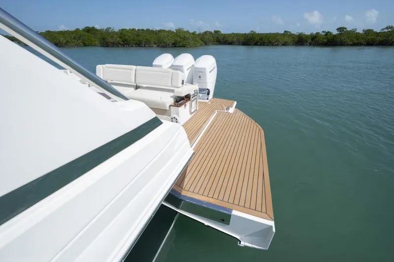 Zippy Yacht Photos Pics 