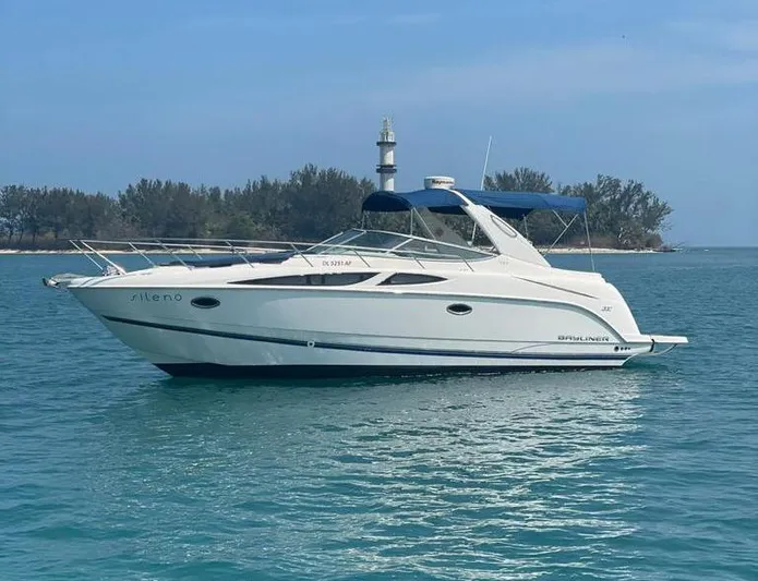 2012 Bayliner 335 Sb @ Veracruz Yacht Photos Pics 