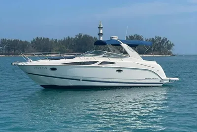 Bayliner 335 Cruiser