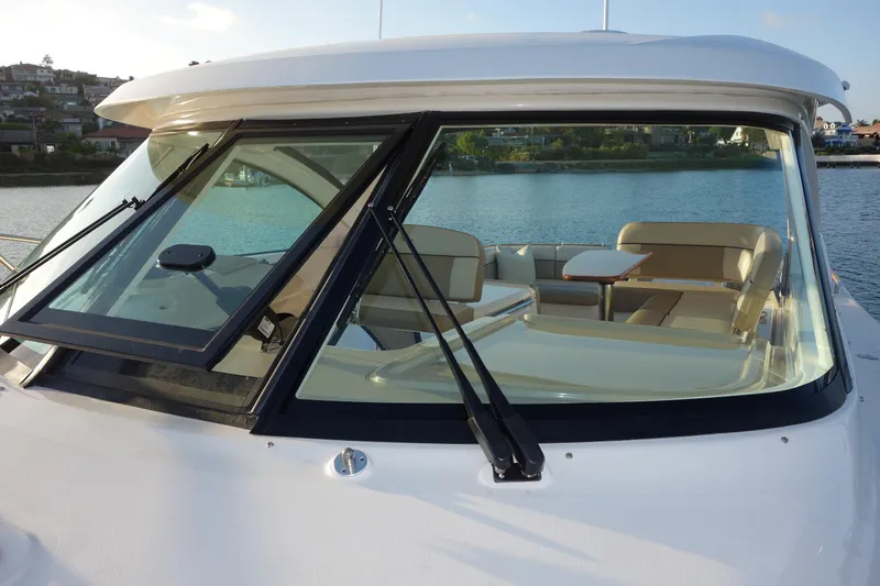 Sea Salt Yacht Photos Pics FRONT WINDSHIELD