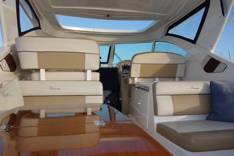 Sea Salt Yacht Photos Pics SUNROOF