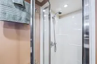 2006 Pacific Mariner 85