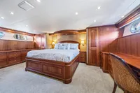 2006 Pacific Mariner 85