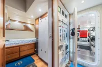 2006 Pacific Mariner 85