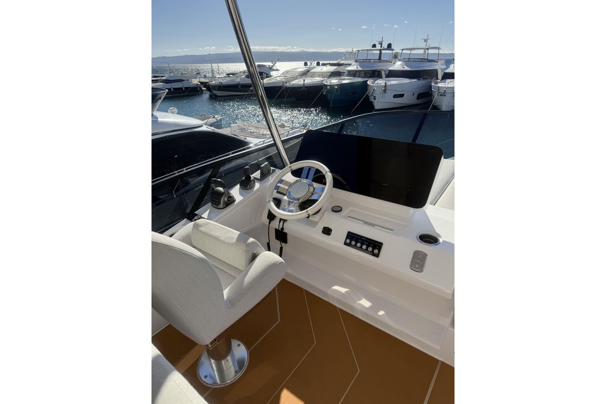2024 Azimut 55 