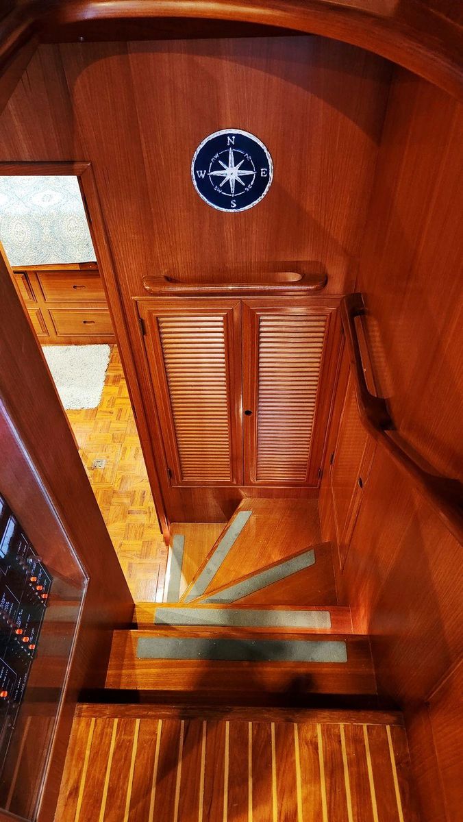 2000 Ocean Alexander 51 