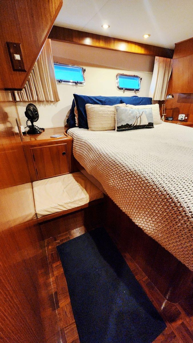 2000 Ocean Alexander 51 