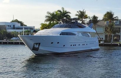 2001 94' Ferretti Yachts-Motor Yacht Ft Lauderdale, FL, US