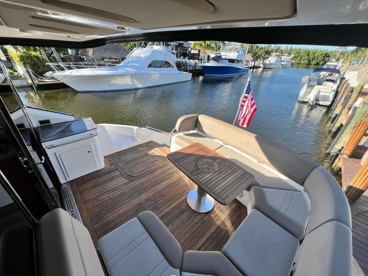 2015 Regal 53 