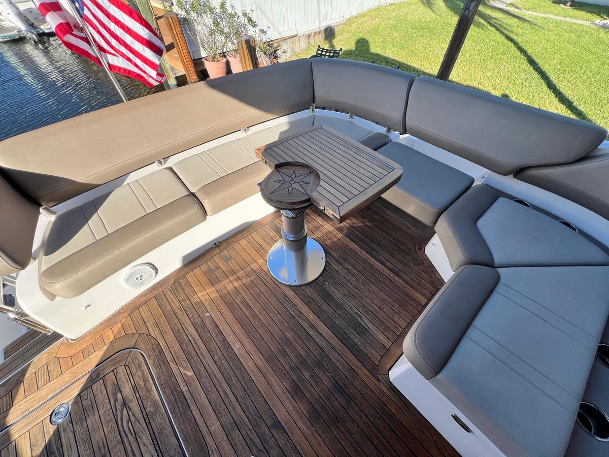 2015 Regal 53 