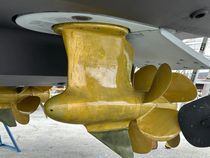 Day Off Yacht Photos Pics 