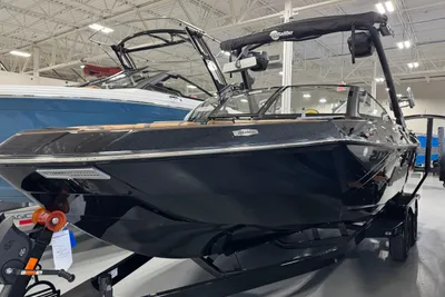 Malibu Wakesetter 23 LSV