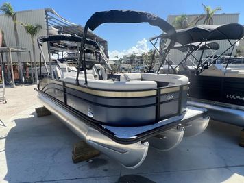 Harris Cruiser 230