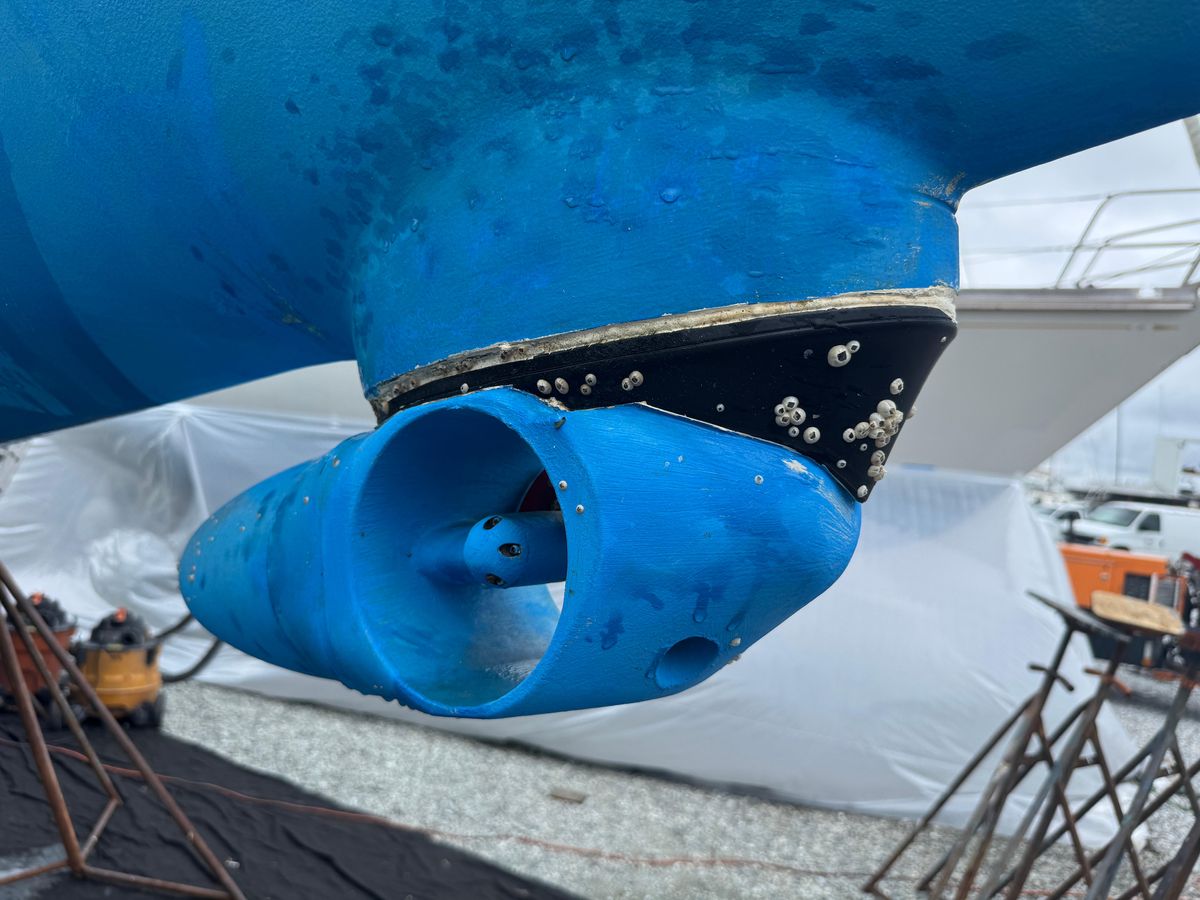 2002 Hylas 46 