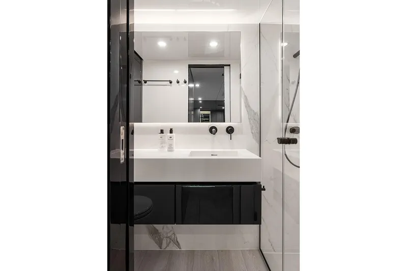 5-stateroom Sunreef Yacht Photos Pics Manufacturer Provided Image