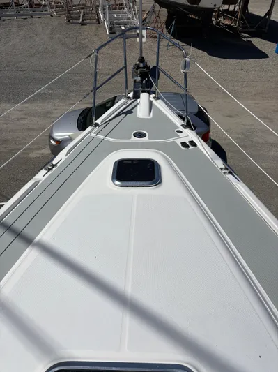 Lucky Dog Too Yacht Photos Pics Deck view of 2008 Hunter 41 DS sailboat in a boatyard.