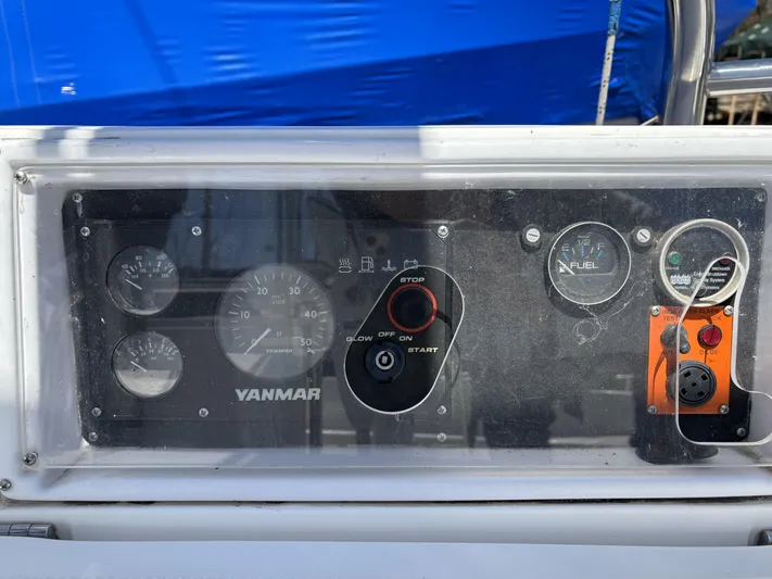 Lucky Dog Too Yacht Photos Pics 