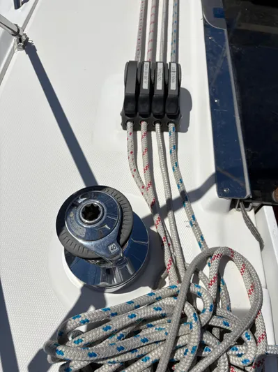 Lucky Dog Too Yacht Photos Pics 