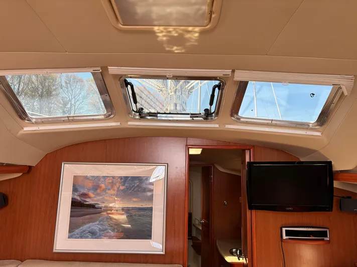 Lucky Dog Too Yacht Photos Pics 