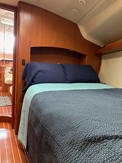 Lucky Dog Too Yacht Photos Pics 