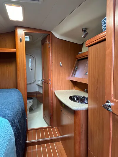 Lucky Dog Too Yacht Photos Pics 