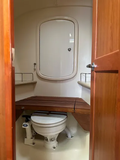 Lucky Dog Too Yacht Photos Pics 