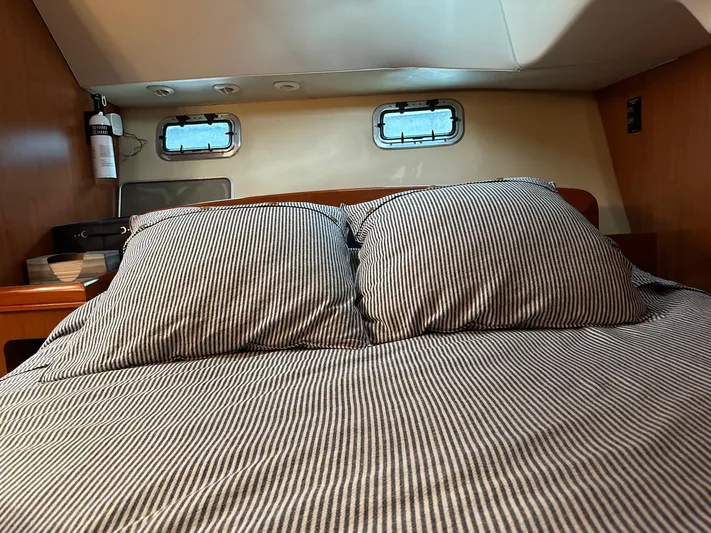 Lucky Dog Too Yacht Photos Pics 