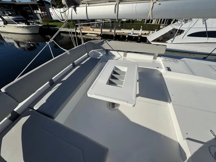 The Lazy Tarpon Yacht Photos Pics 